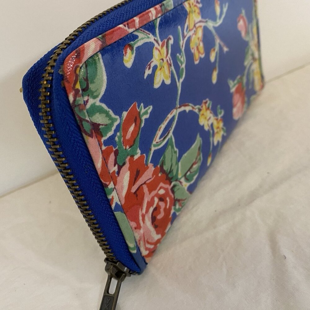 April Cornell Oil Cloth‎ Clutch Wallet 7" x 4"  Floral Pattern Zip Around NWT - Picture 5 of 7